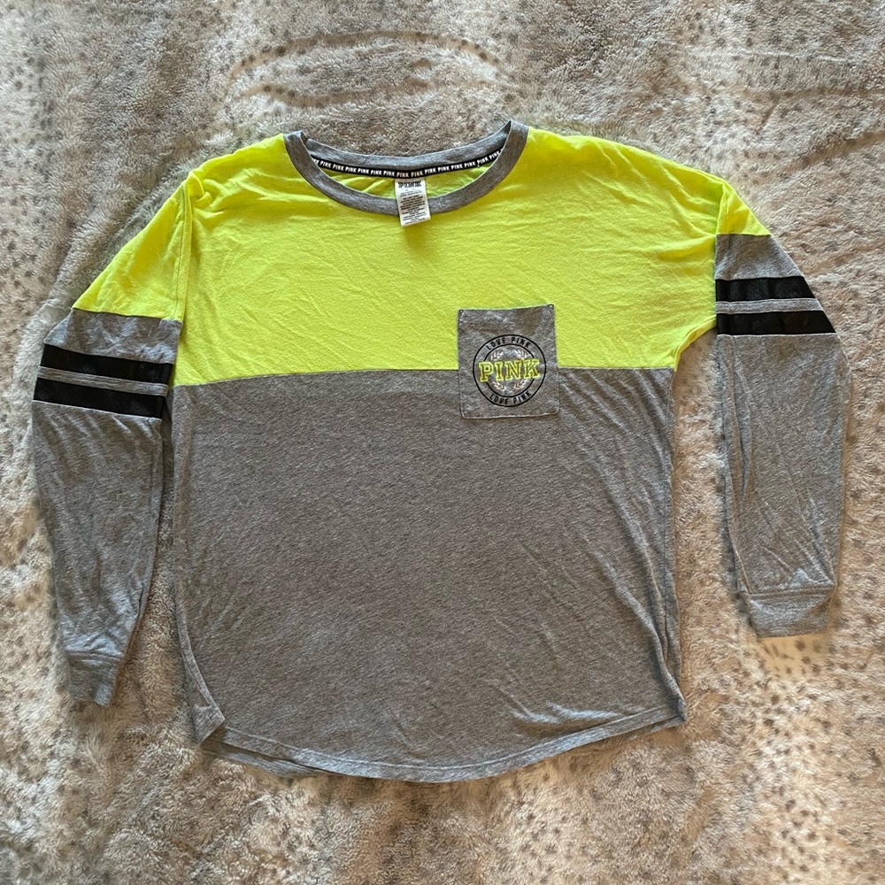 VS Pink Long Sleeve Tee
